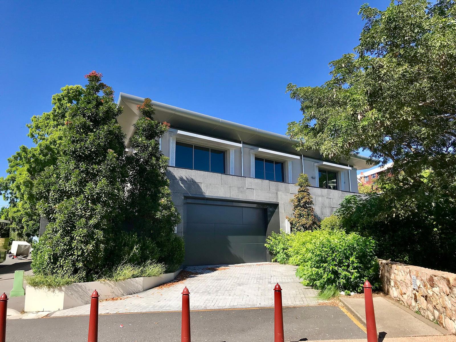 1 Leopard Street, Kangaroo Point house