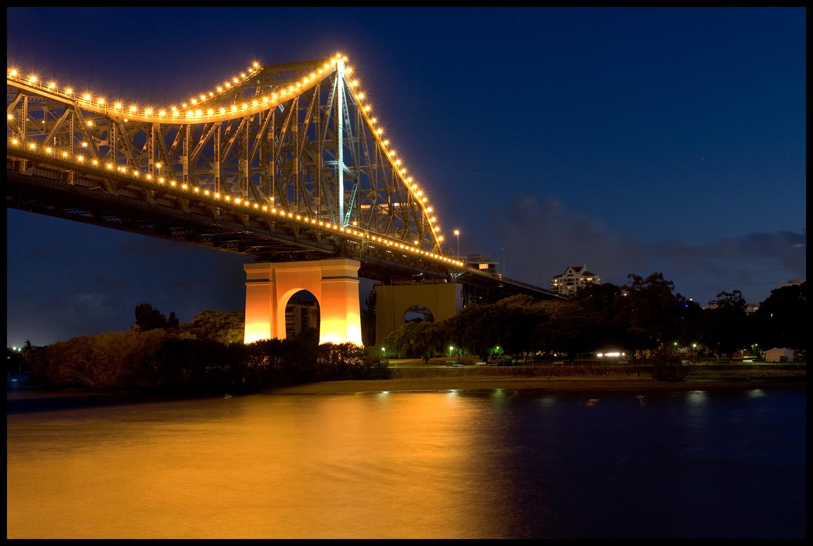 Kangaroo Point and Story Bridge 01+